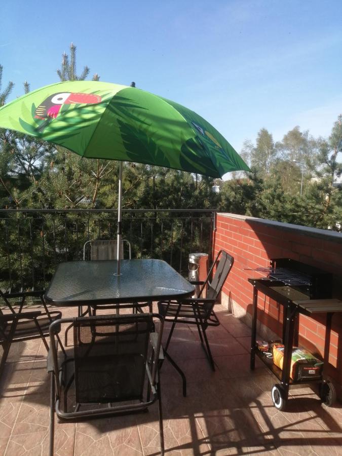 Pokoje Goscinne U Bosmana Dźwirzyno Exteriör bild
